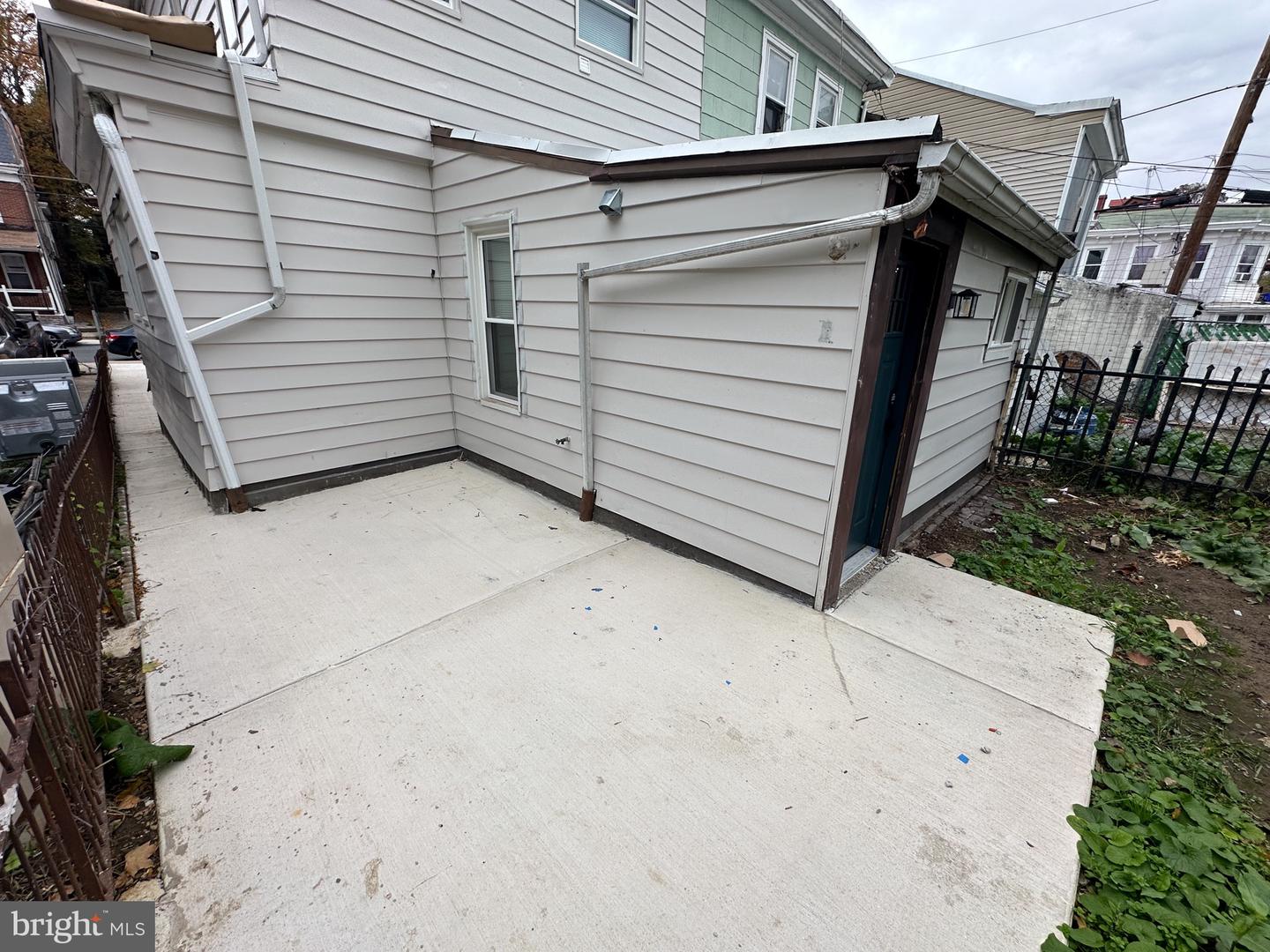 4633 Penn St #1 Property Photo 14
