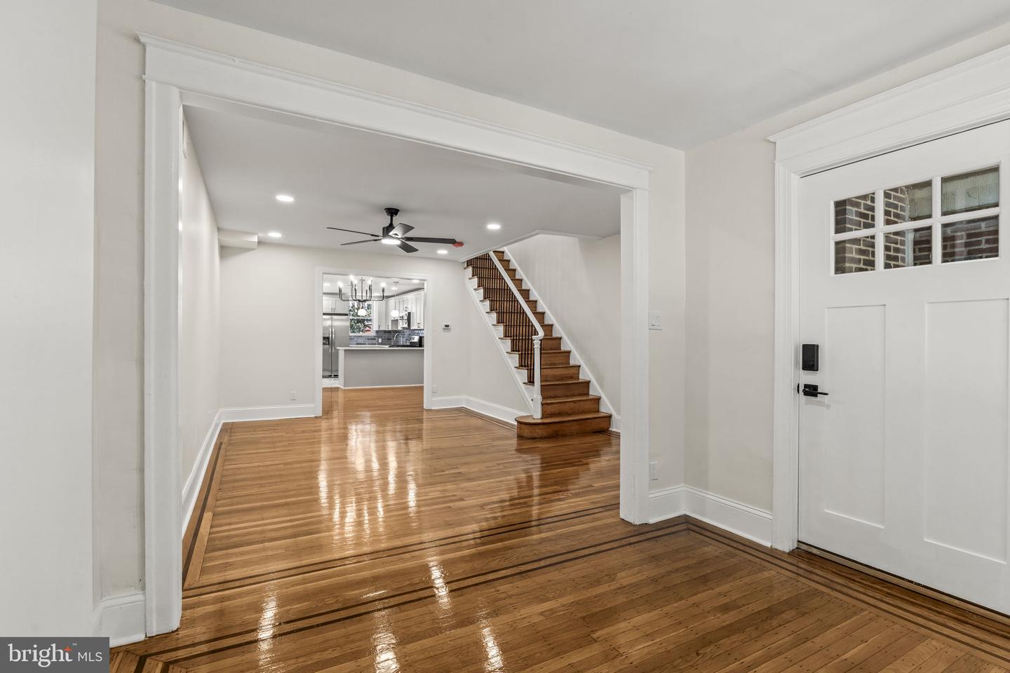 7154 N Uber St Property Photo 5