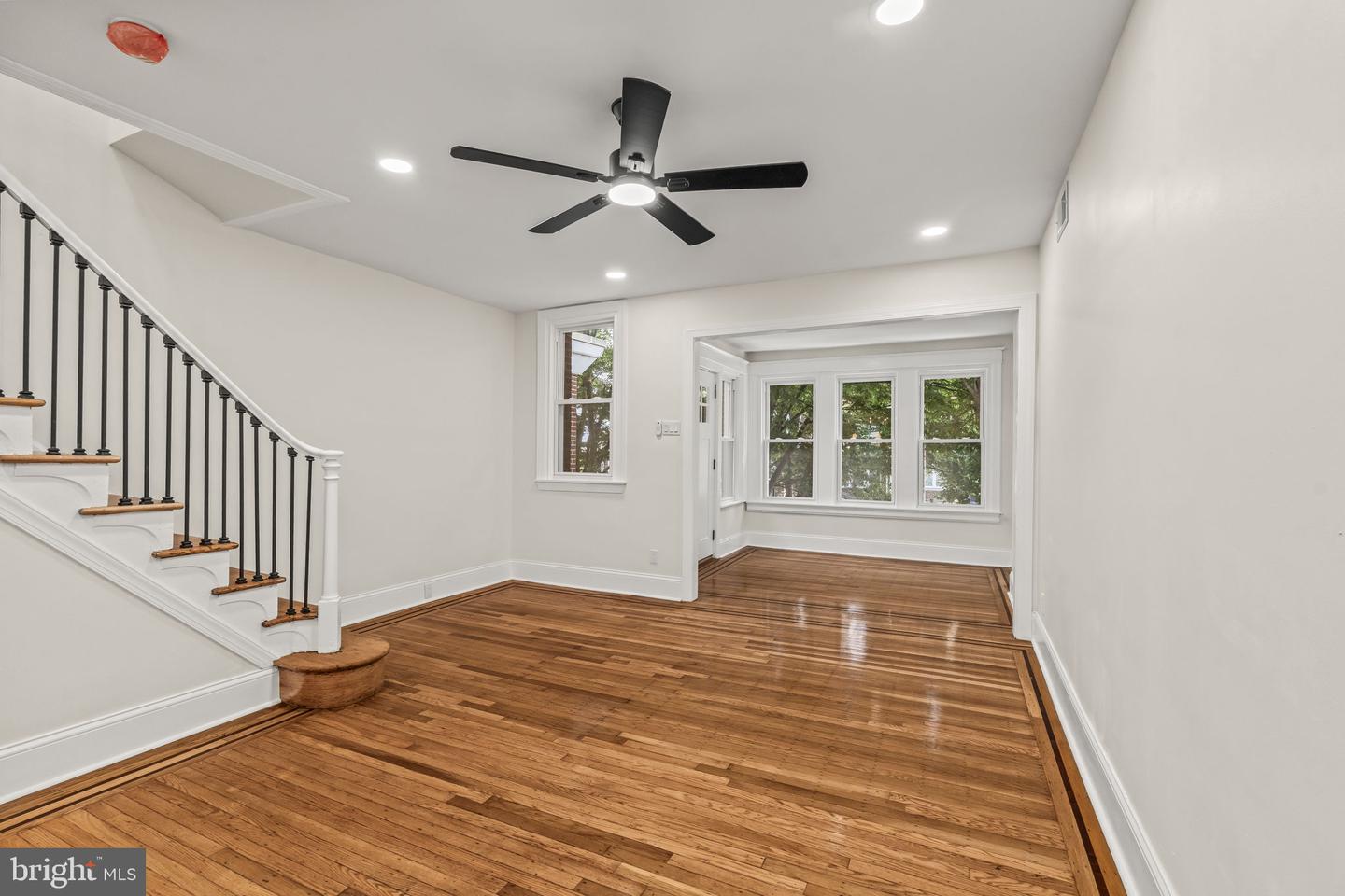 7154 N Uber St Property Photo 8
