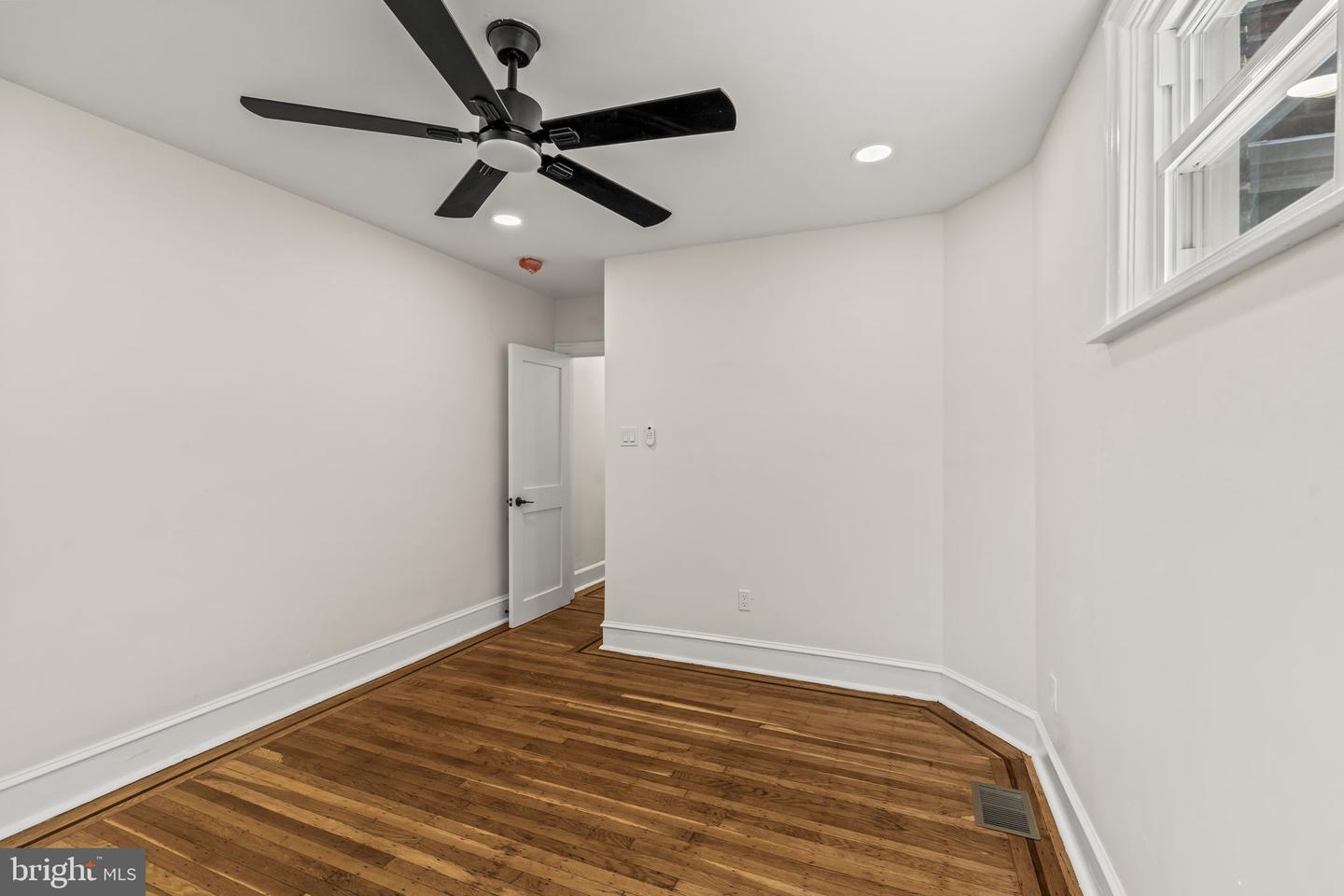 7154 N Uber St Property Photo 27