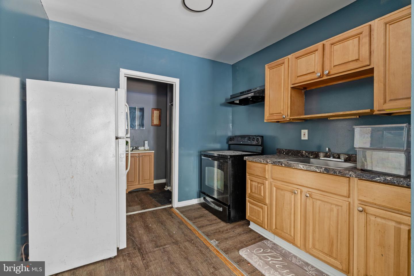 1303-05 W Venango St Property Photo 5