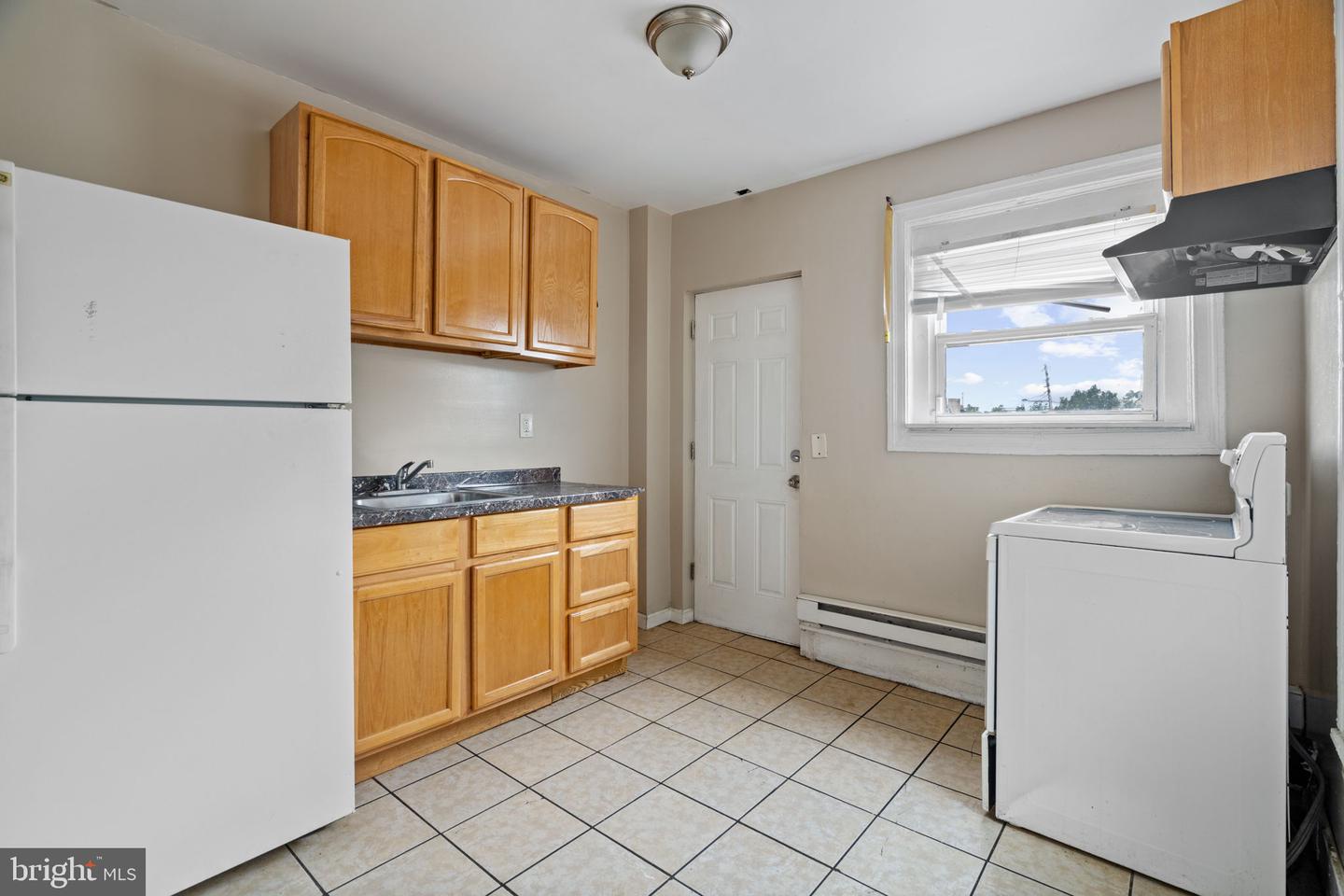 1303-05 W Venango St Property Photo 23