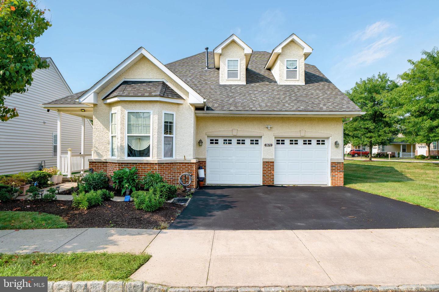 2672 Honeysuckle Ln Property Photo 1