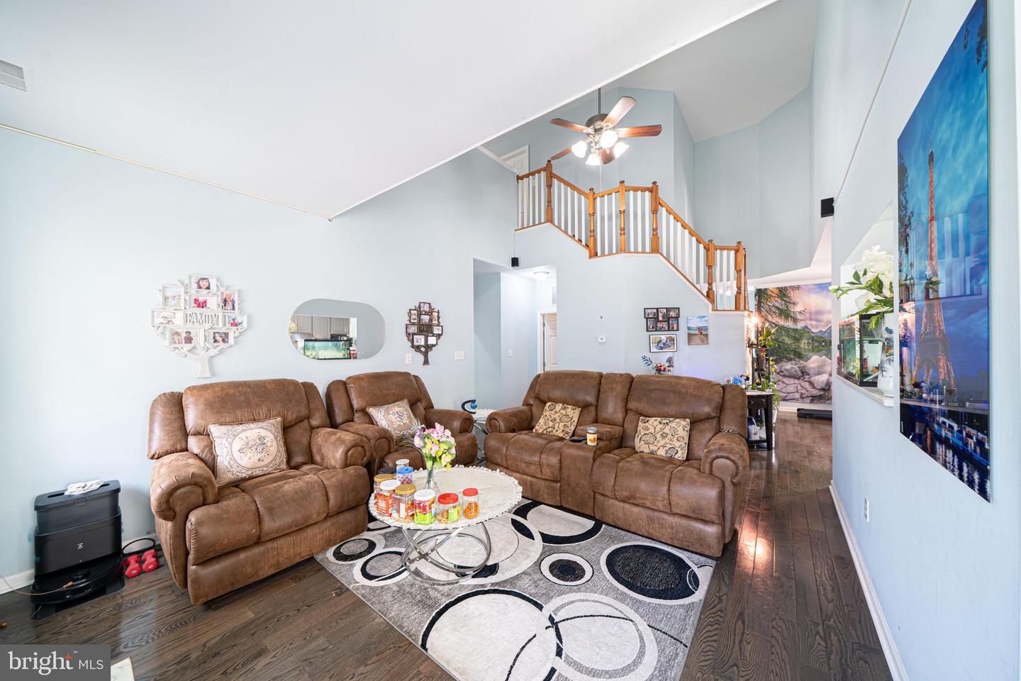 2672 Honeysuckle Ln Property Photo 6