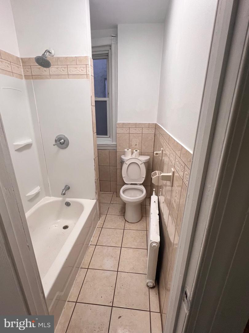 4148 N Franklin St Property Photo 20