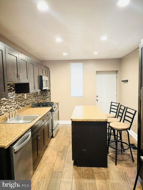 2949 Weikel St Property Photo 5