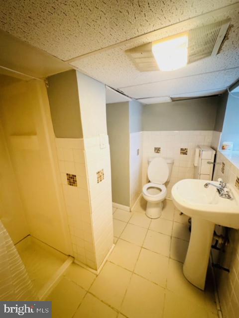 2949 Weikel St Property Photo 28