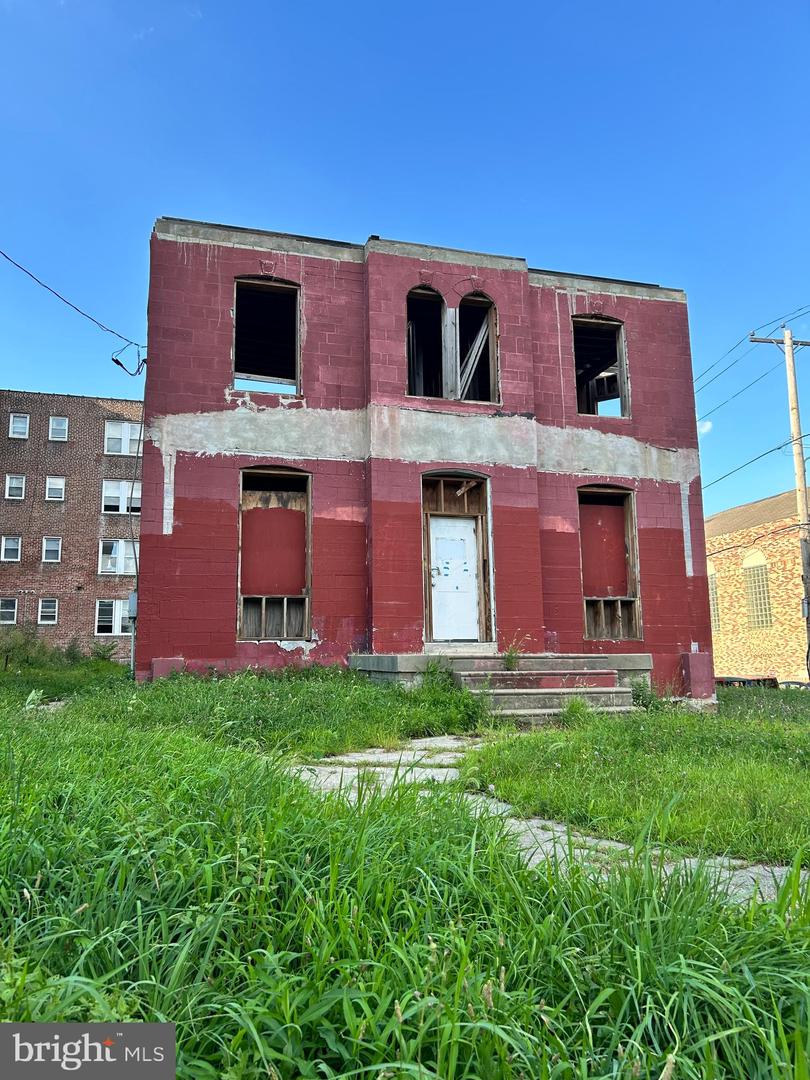 1601 W Allegheny Ave Property Photo 5