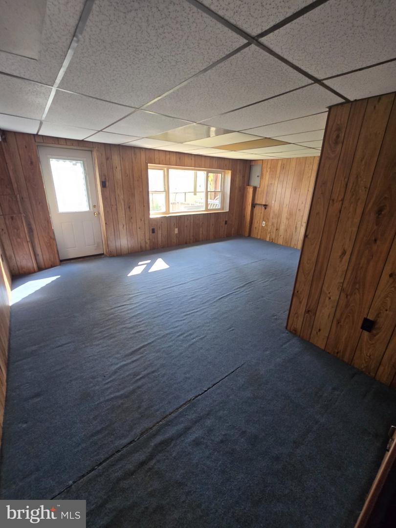 12729 Elnora Rd Property Photo 18