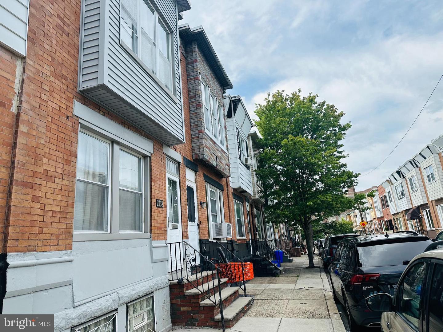 2438 S Philip St Property Photo 2