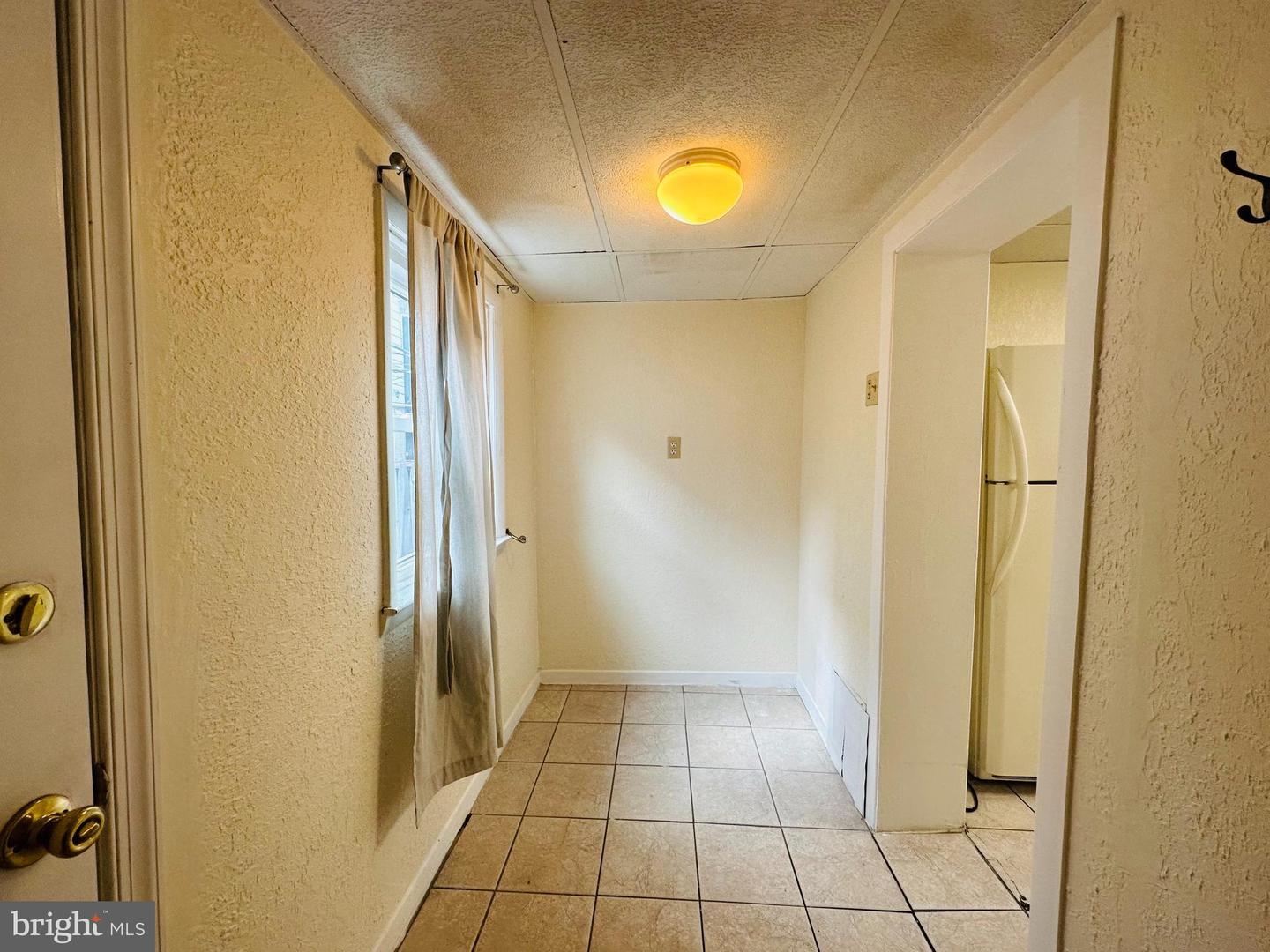 2438 S Philip St Property Photo 11