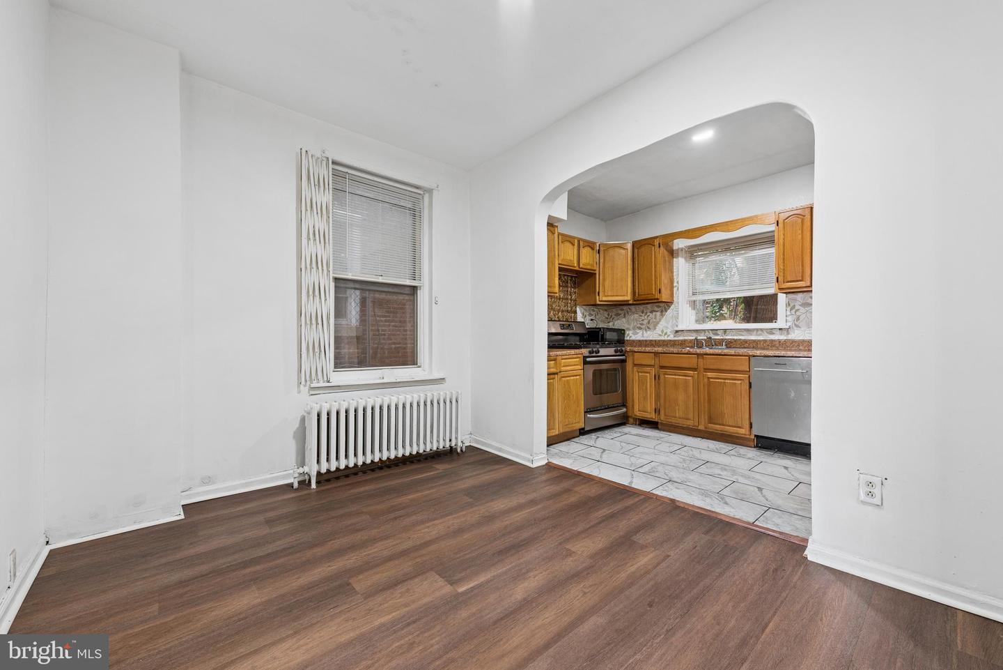 5848 Warrington Ave Property Photo 14