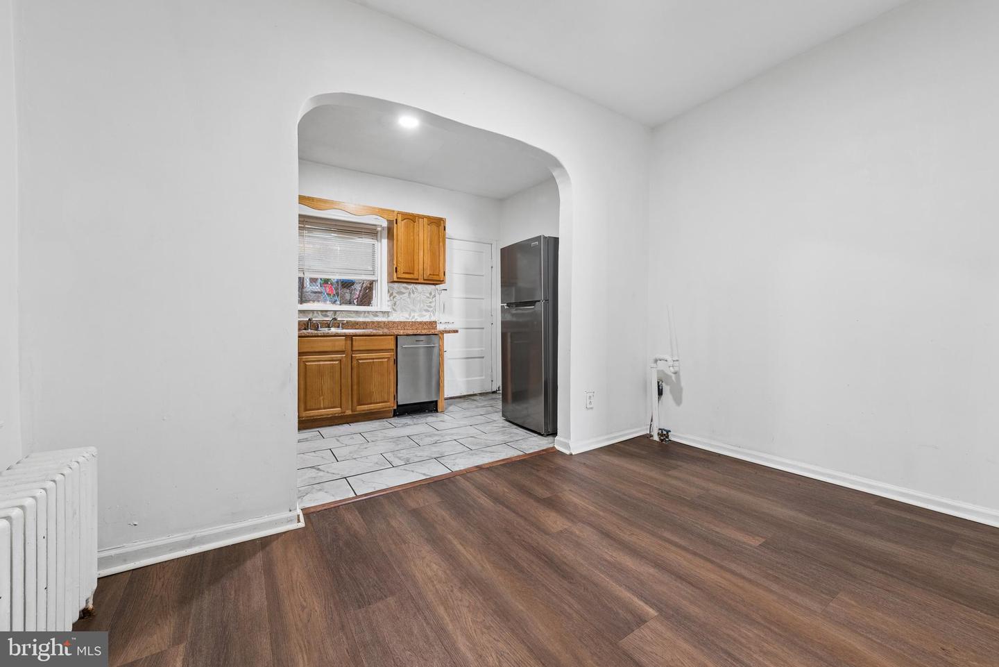 5848 Warrington Ave Property Photo 16