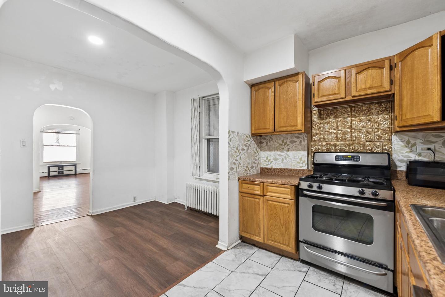5848 Warrington Ave Property Photo 22