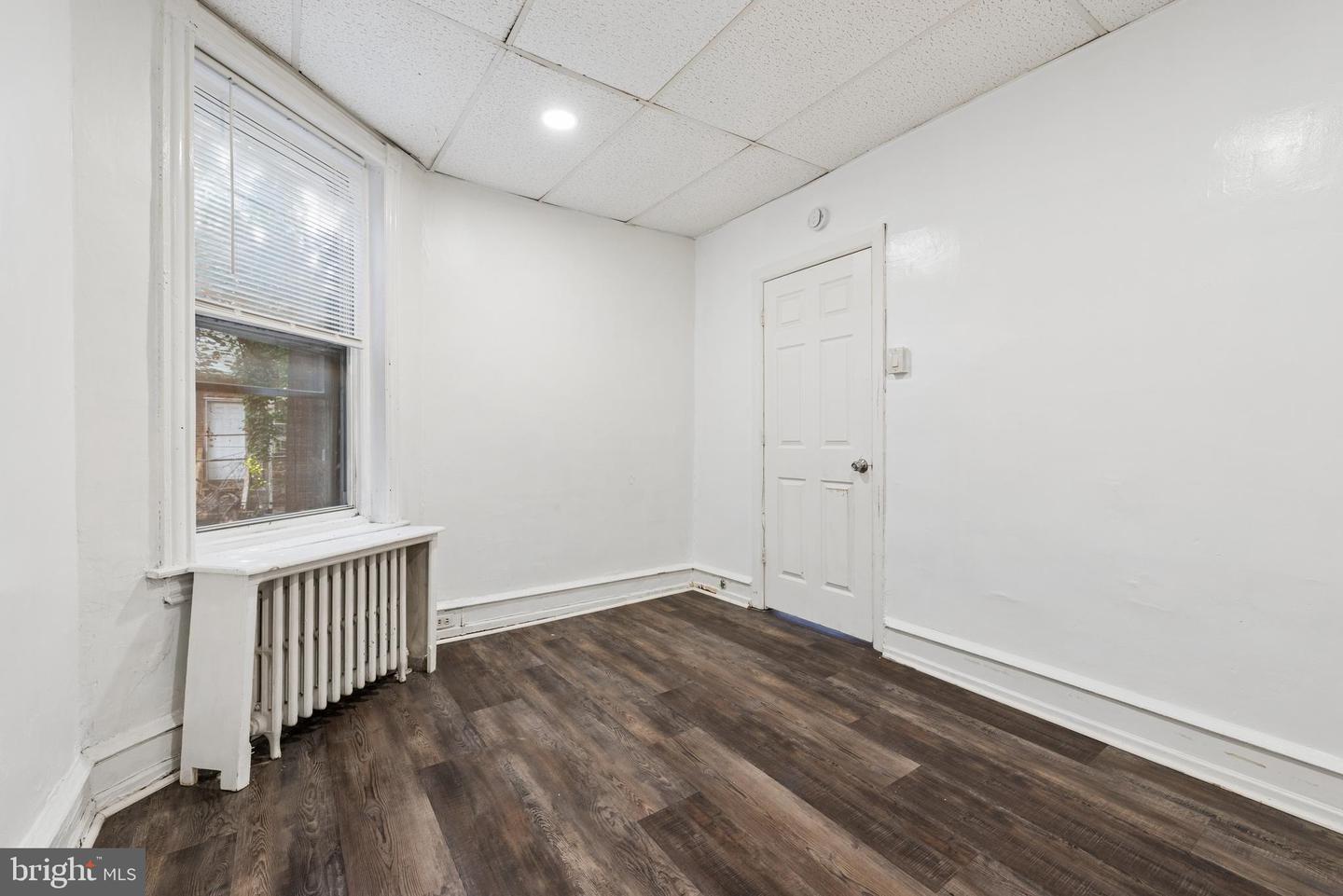 5848 Warrington Ave Property Photo 28