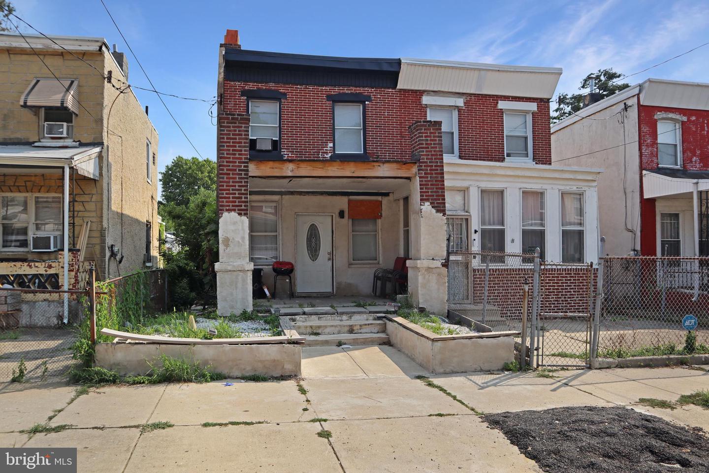 6062 Callowhill St Property Photo 9