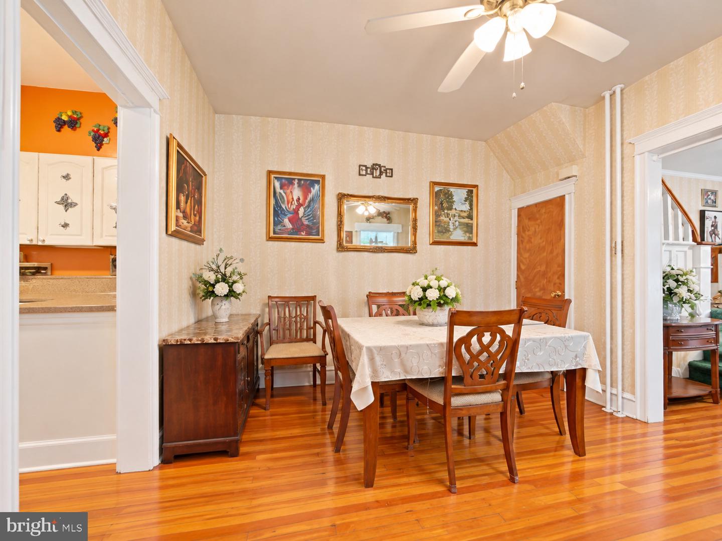 147 N Ruby St Property Photo 3