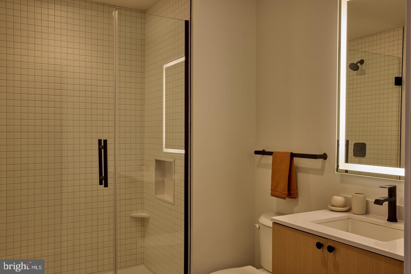 1134 Sansom St #1222 Property Photo 17