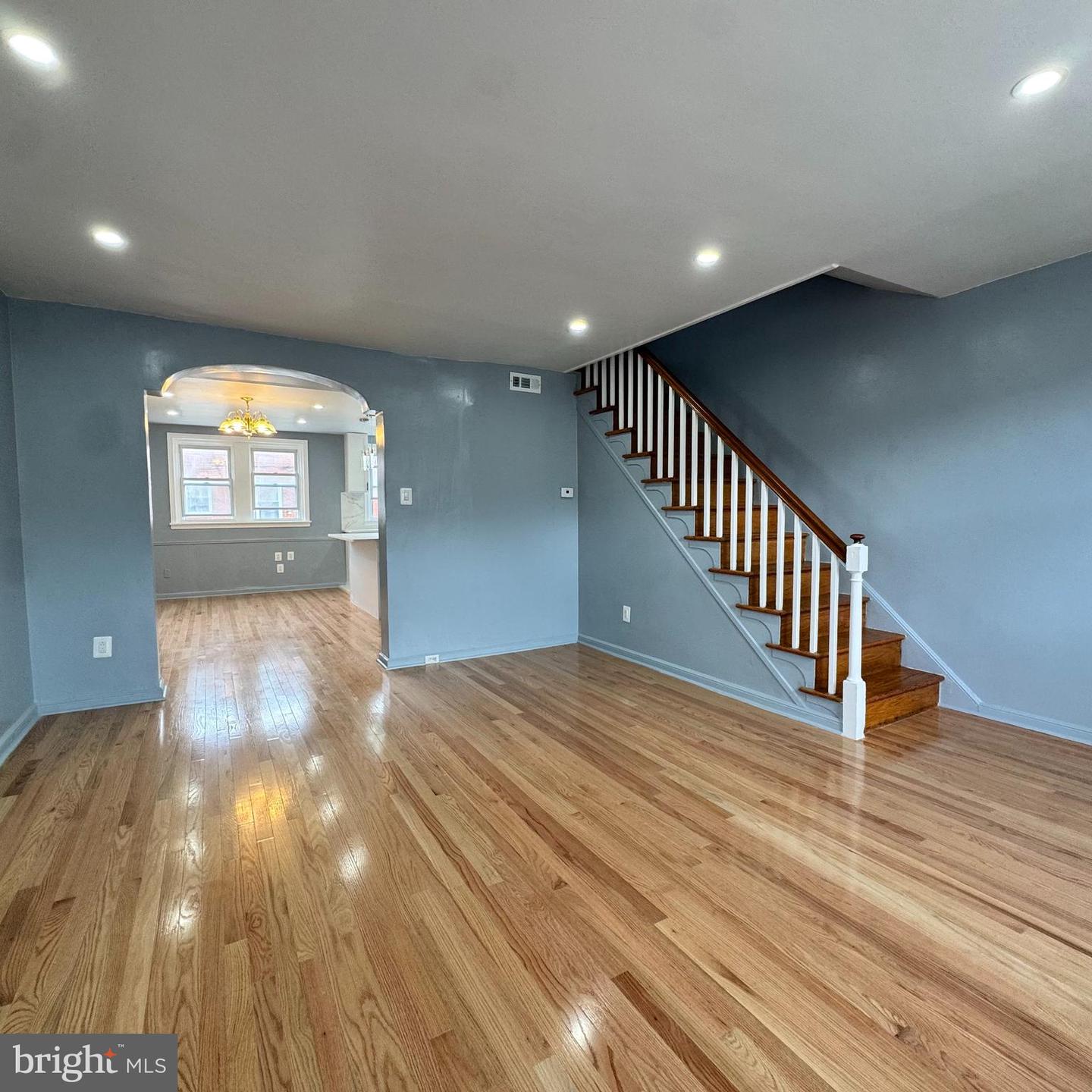 6834 SOUDER ST Property Photo 1