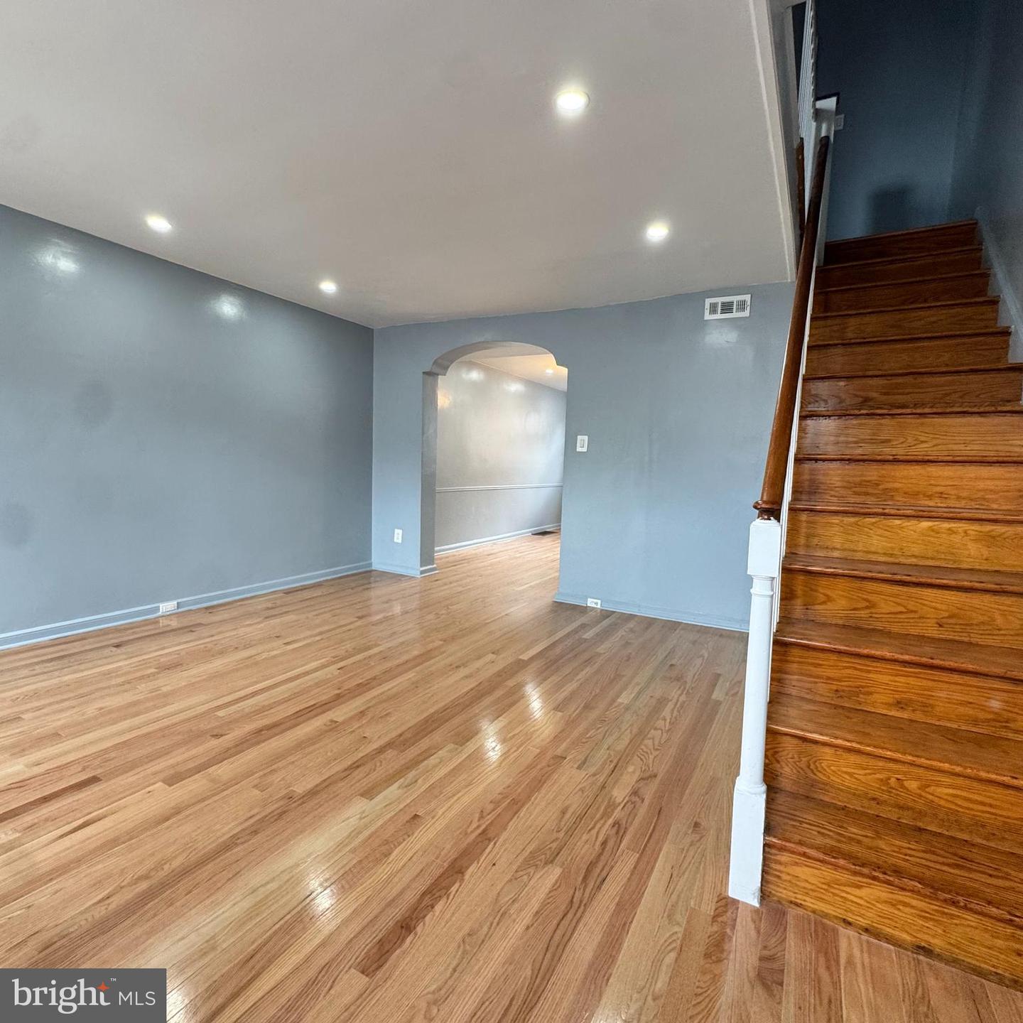 6834 Souder St Property Photo 2