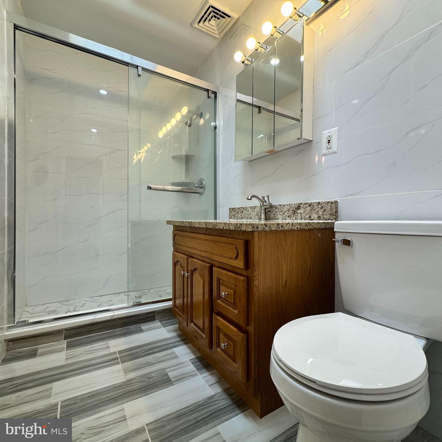 6834 Souder St Property Photo 9