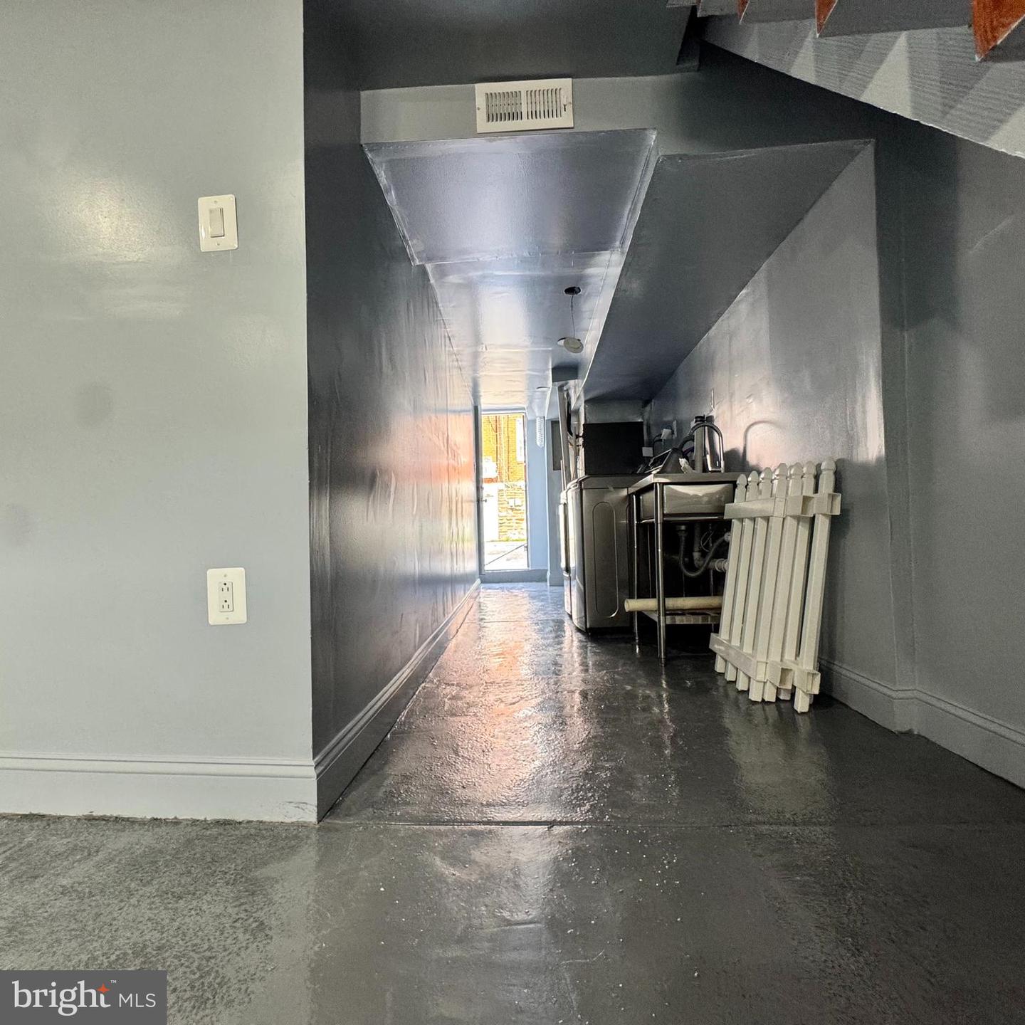 6834 Souder St Property Photo 16