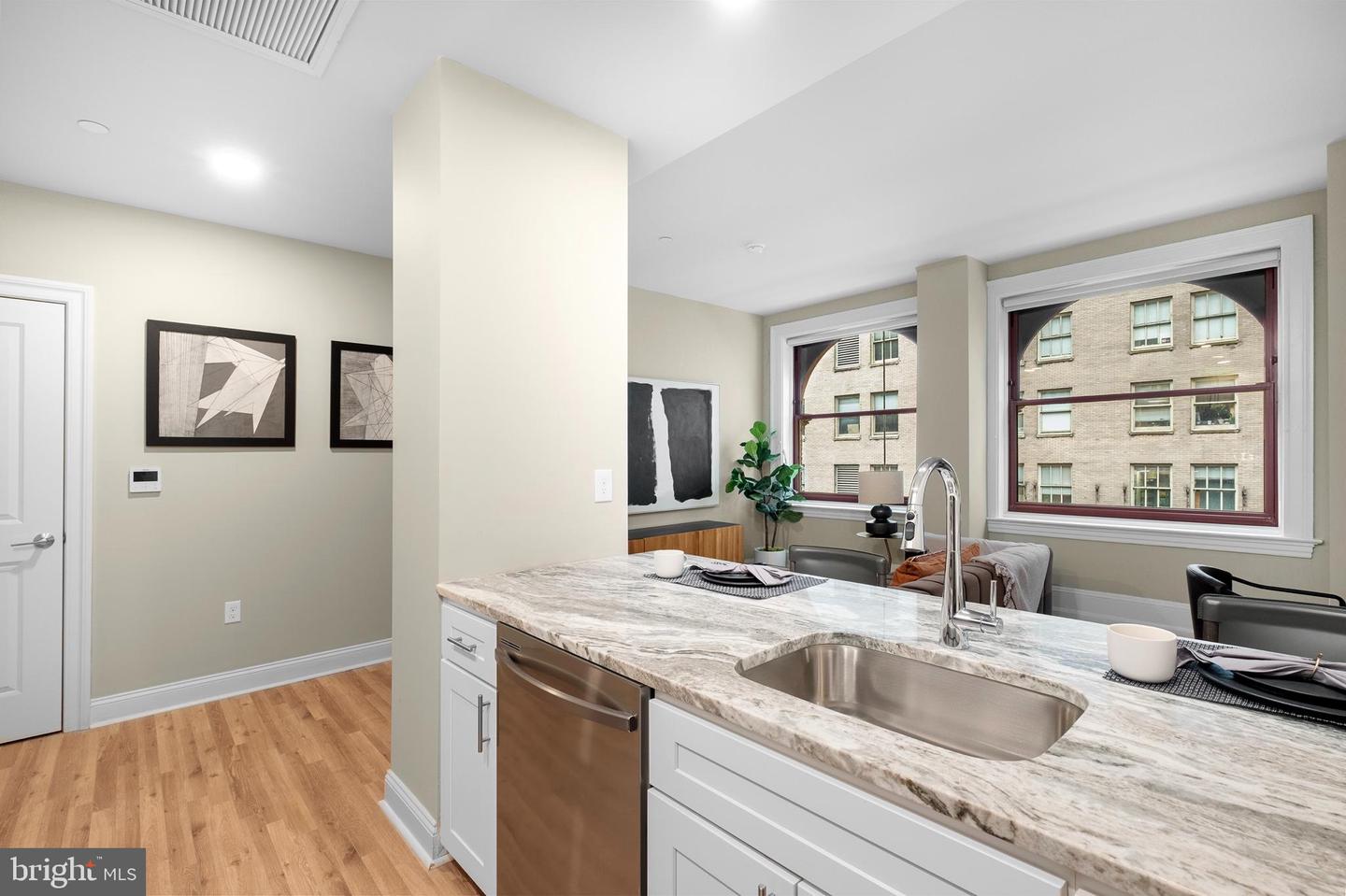 1420-22 Chestnut St #707 Property Photo 12