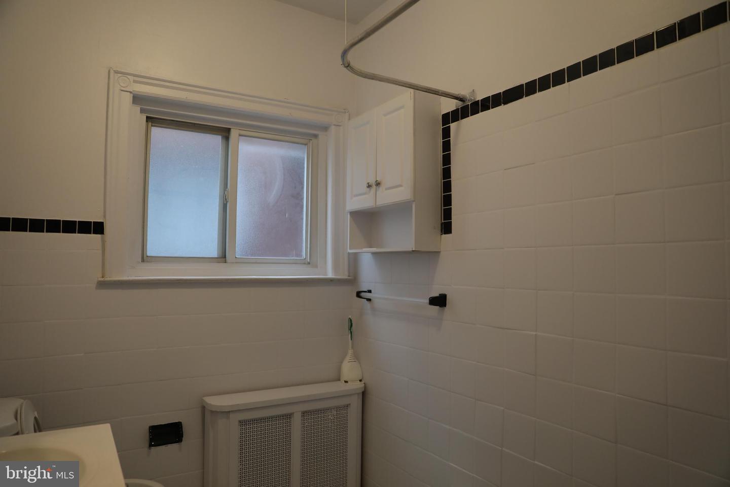 4826 N Camac St #1 Property Photo 3