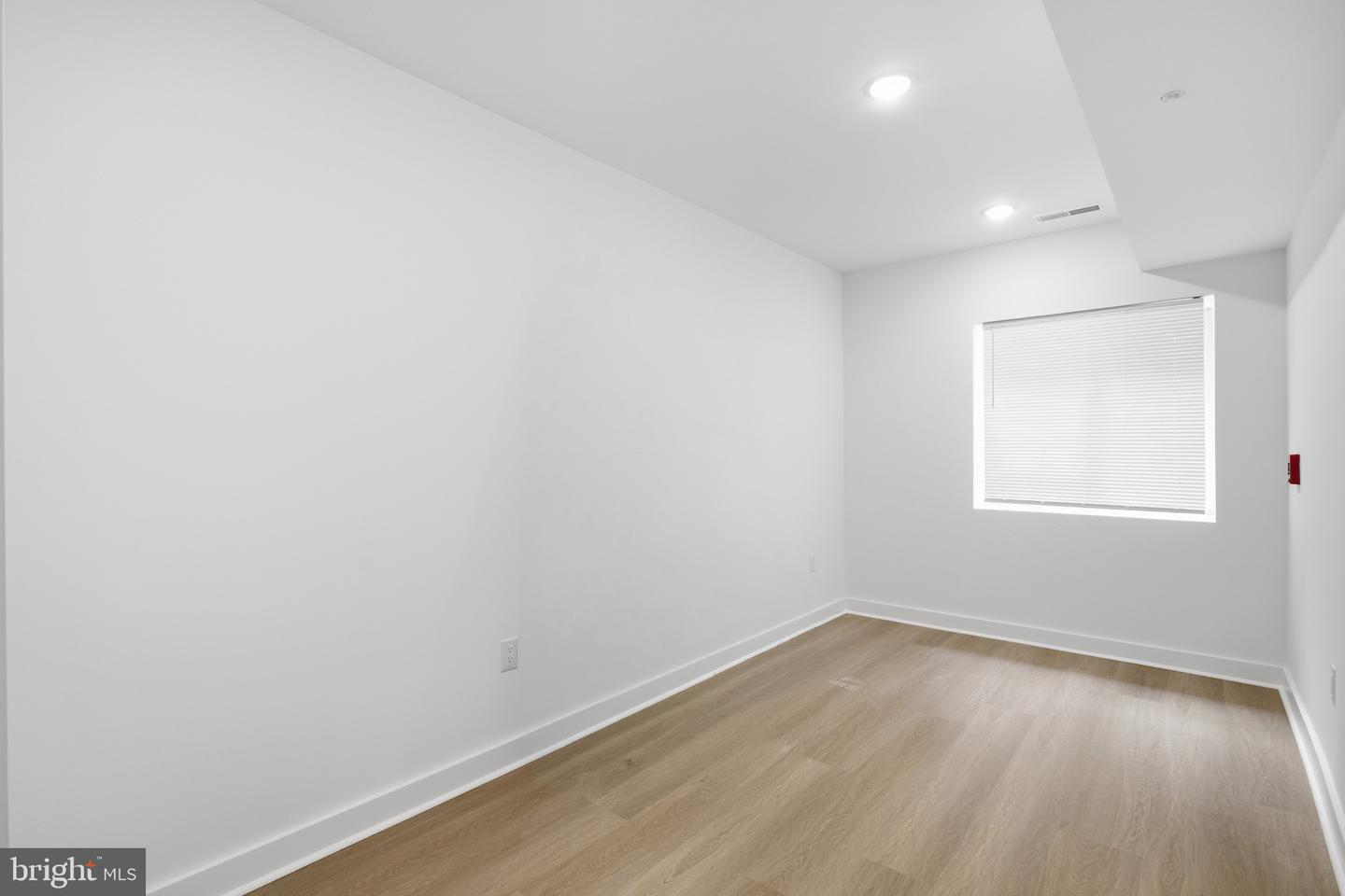 2251 N 12th St #1 Property Photo 14