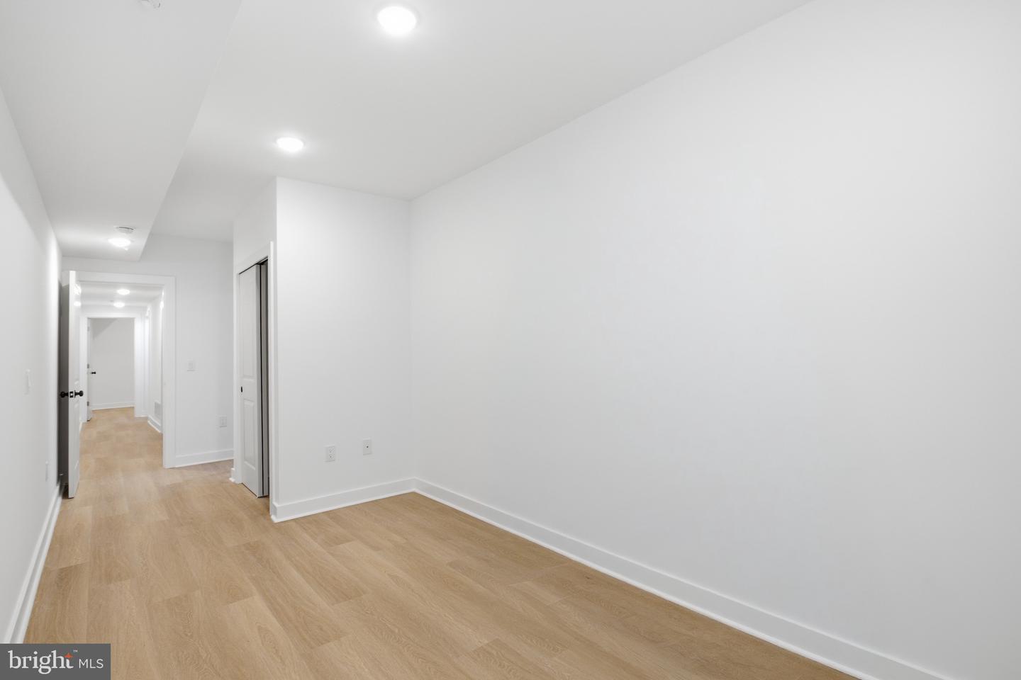 2251 N 12th St #1 Property Photo 15