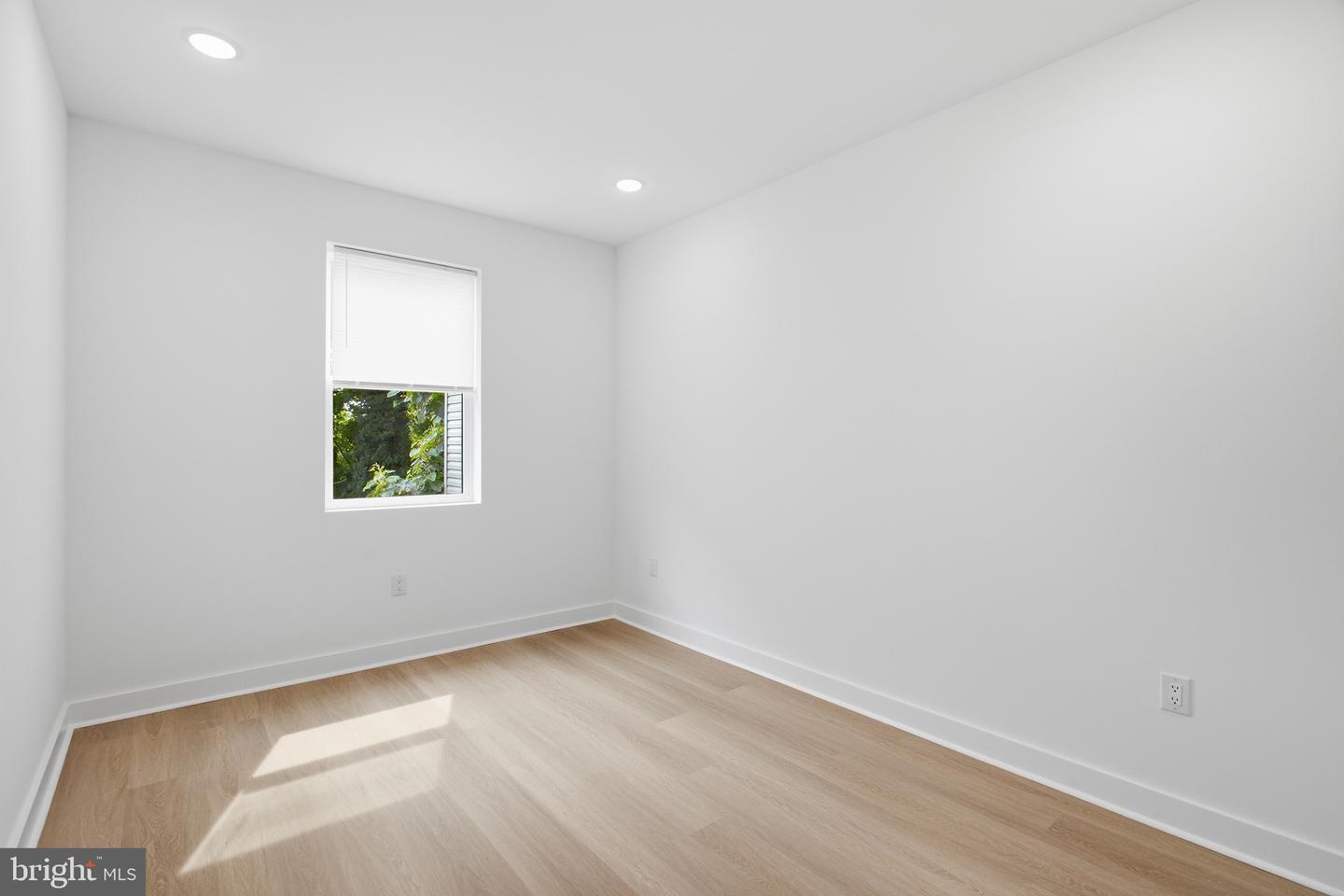 2251 N 12th St #3 Property Photo 8