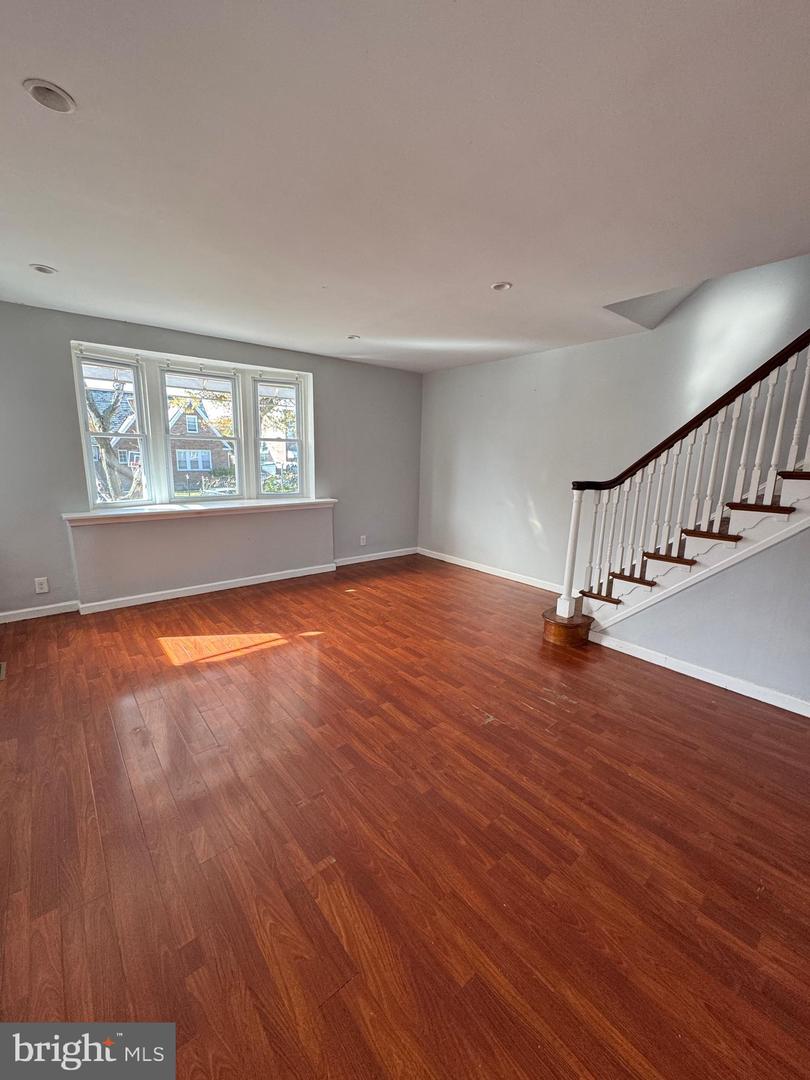 1407 Friendship St Property Photo 4