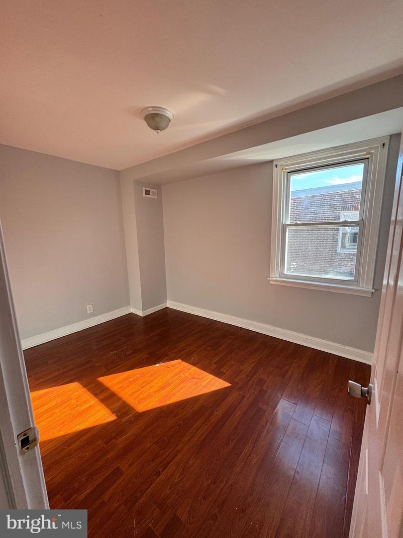 1407 Friendship St Property Photo 11