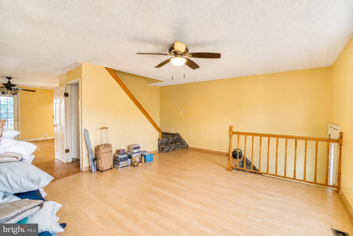 4241 Chalfont Pl Property Photo 4
