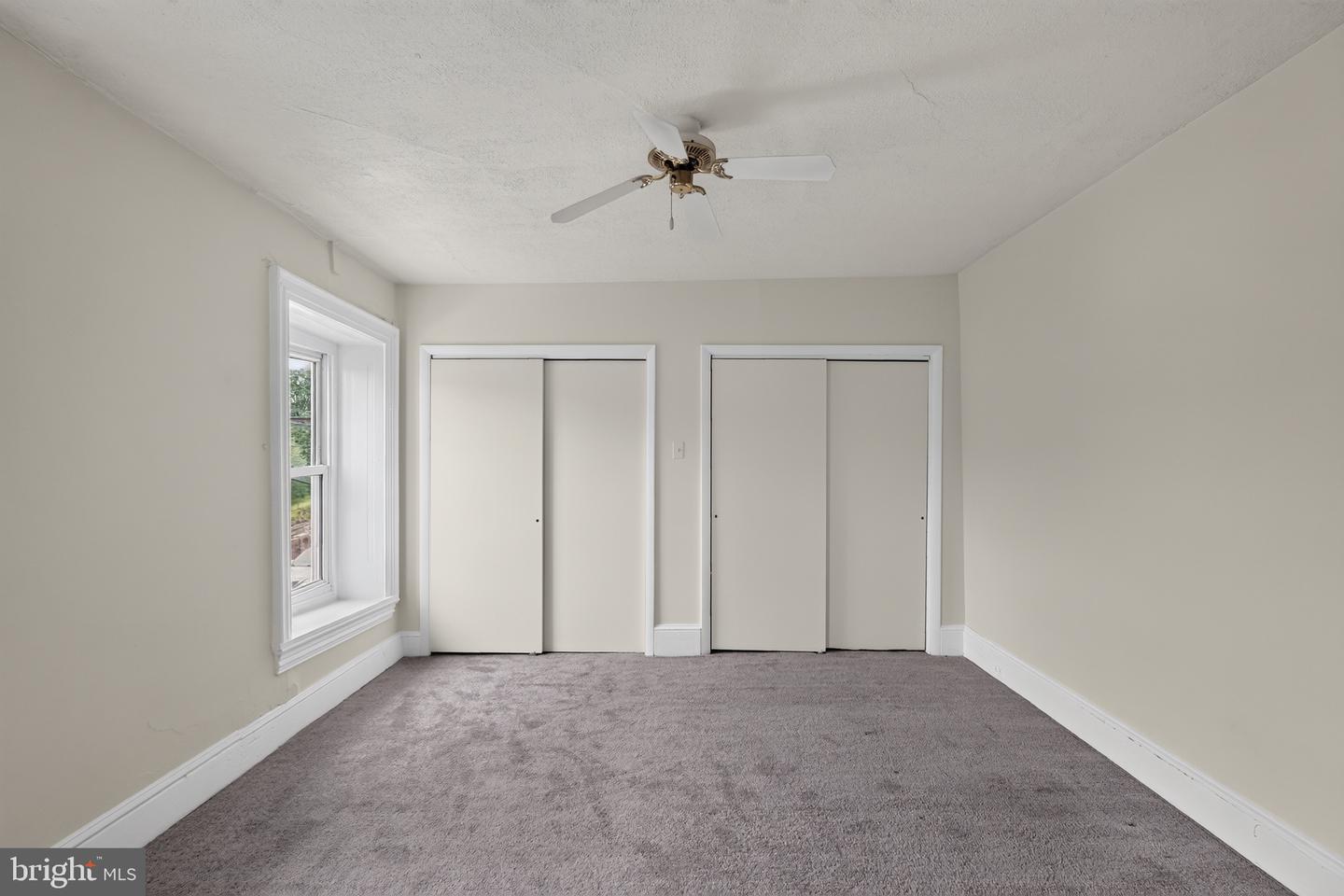 3787 Cresson St Property Photo 16