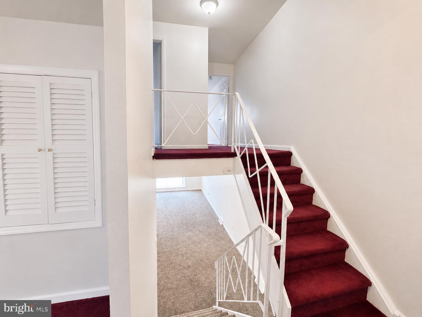 2119 Hoffnagle St Property Photo 3