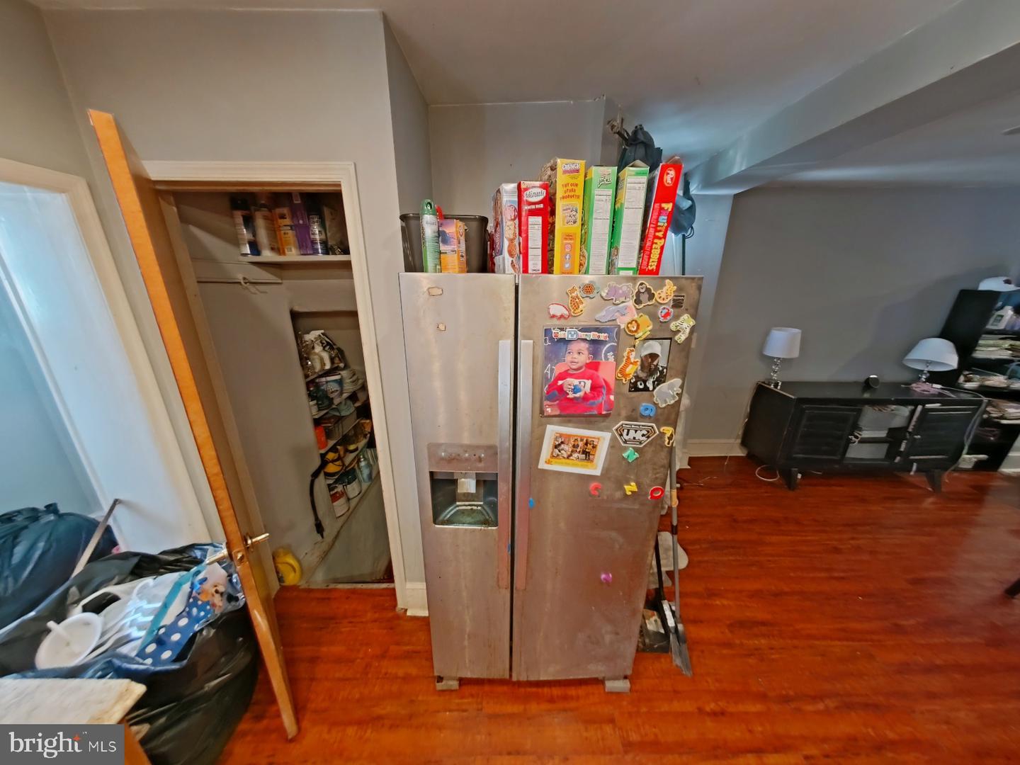 1825 Elston St Property Photo 12