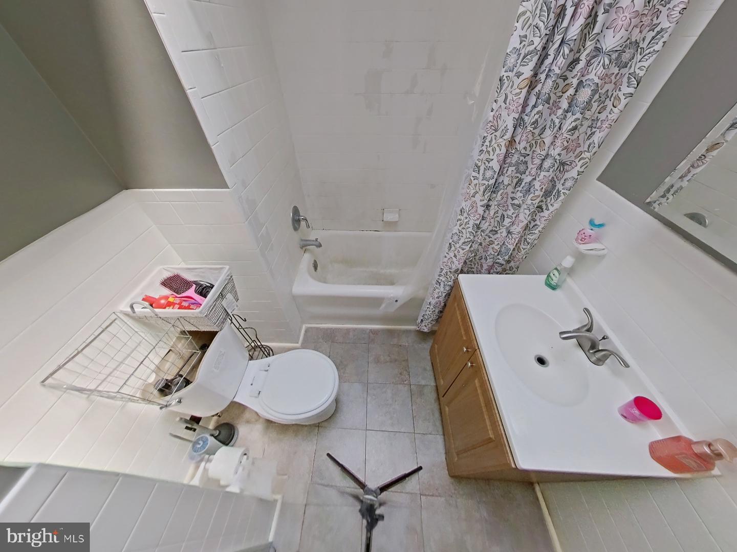 1825 Elston St Property Photo 22