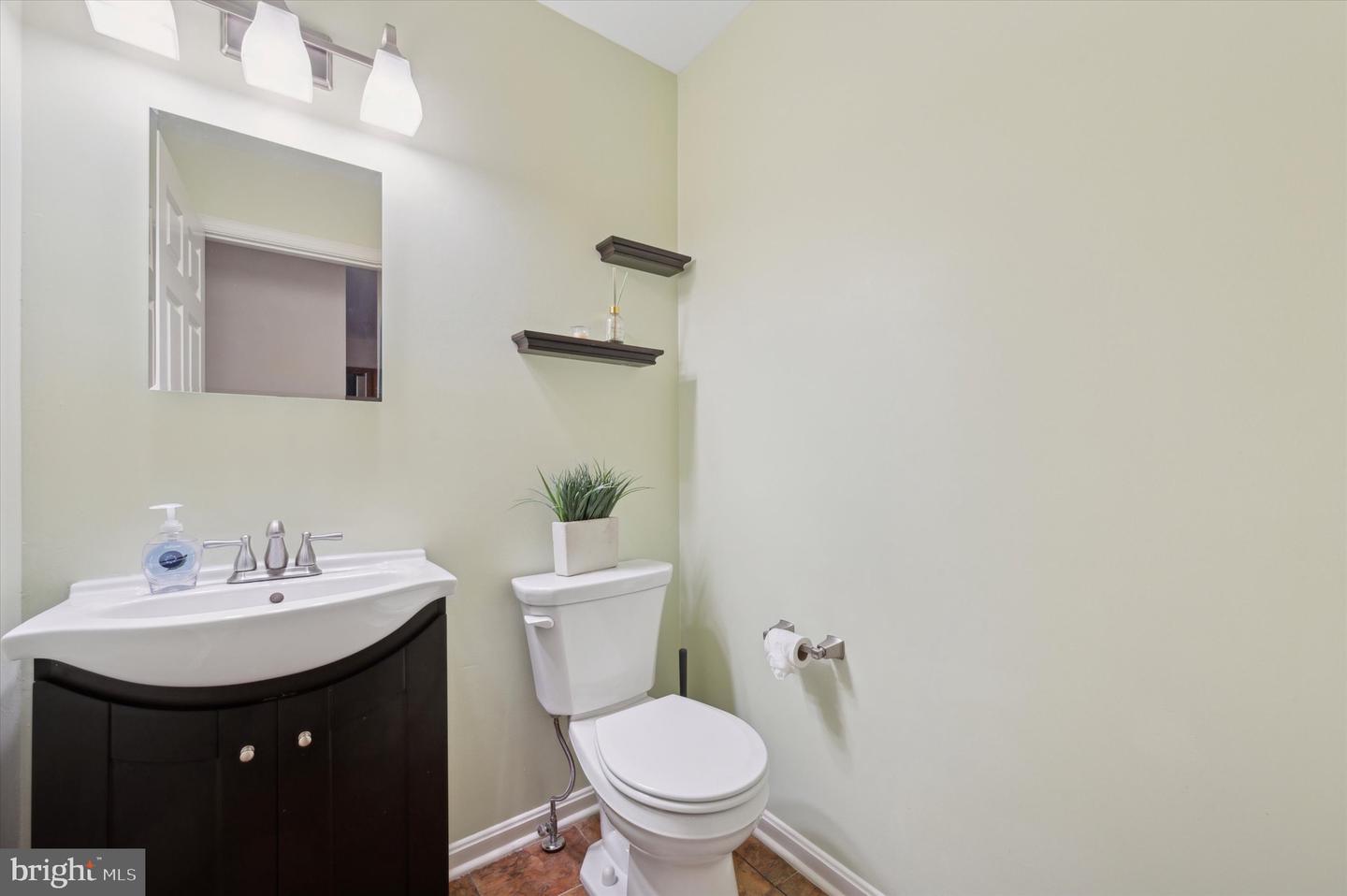100 Parker Ave #32 Property Photo 6