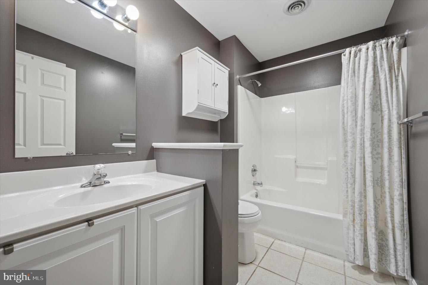 100 Parker Ave #32 Property Photo 12