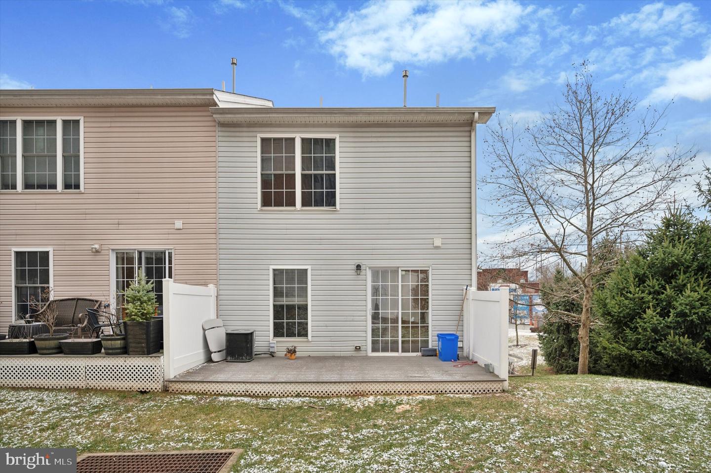 100 Parker Ave #32 Property Photo 15