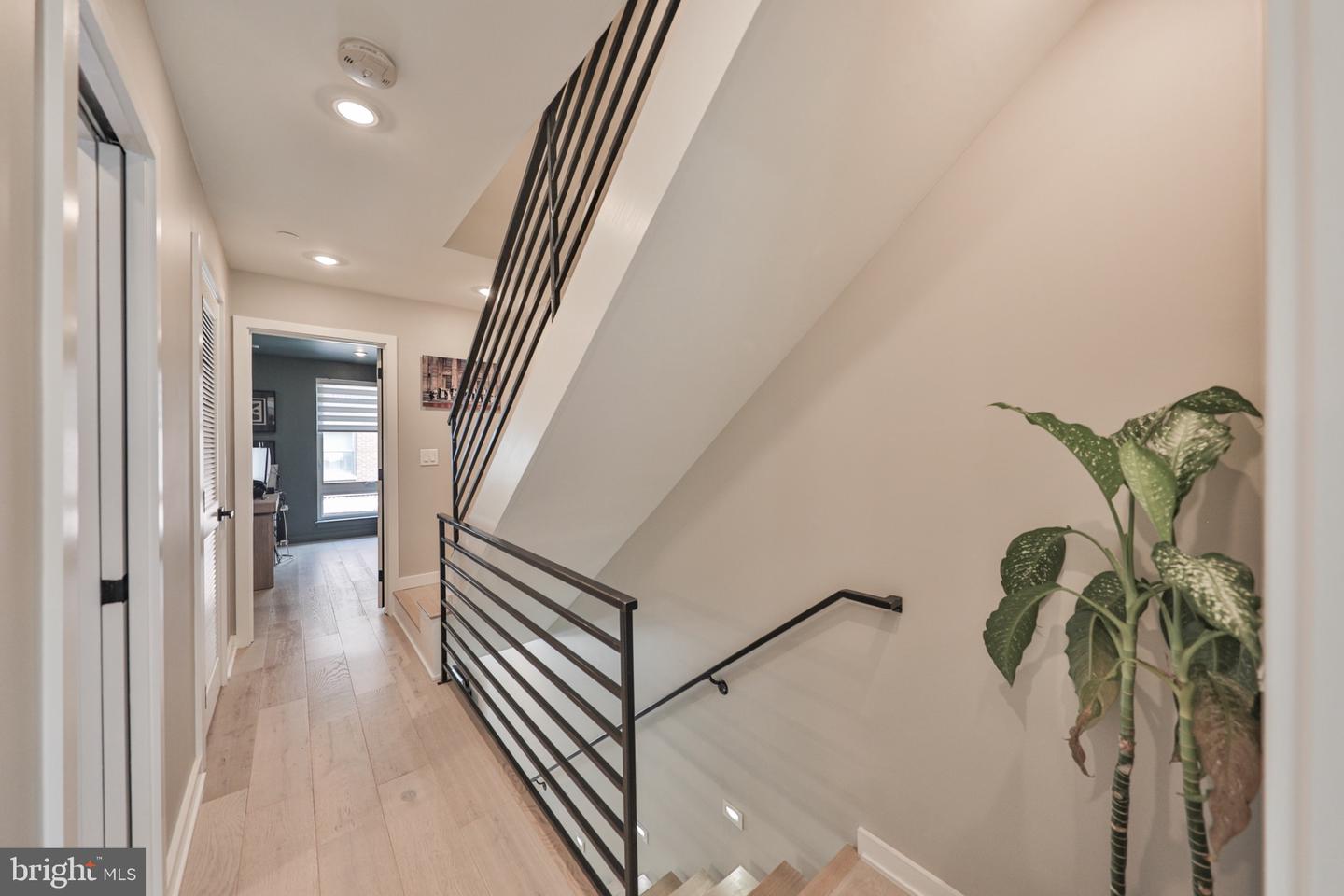 2028 Pemberton St Property Photo 23