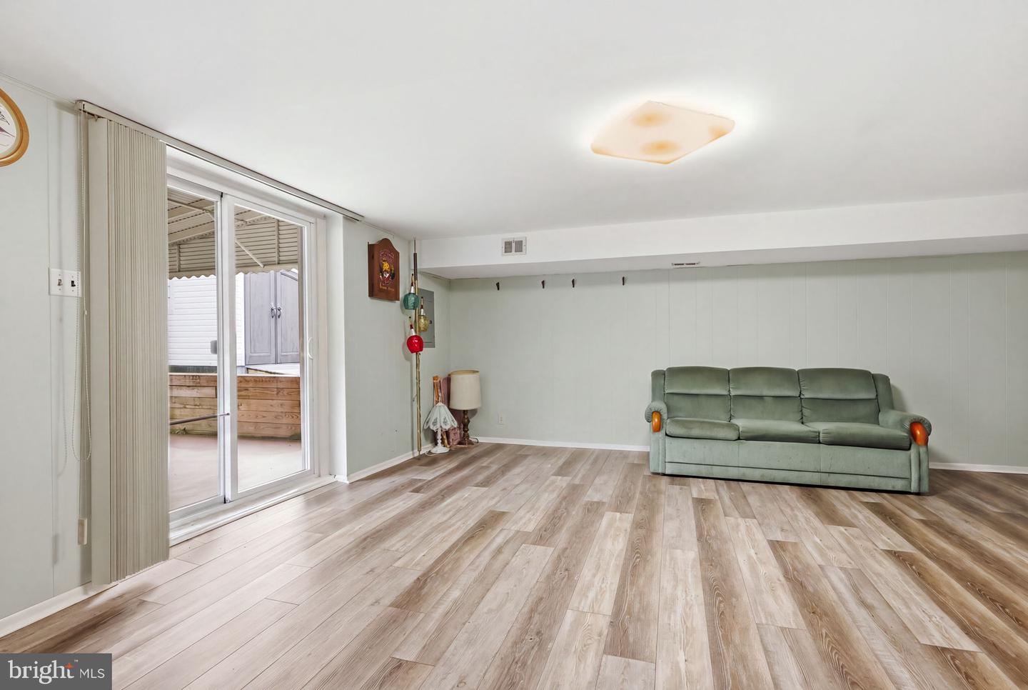 10925 Lockart Rd Property Photo 25