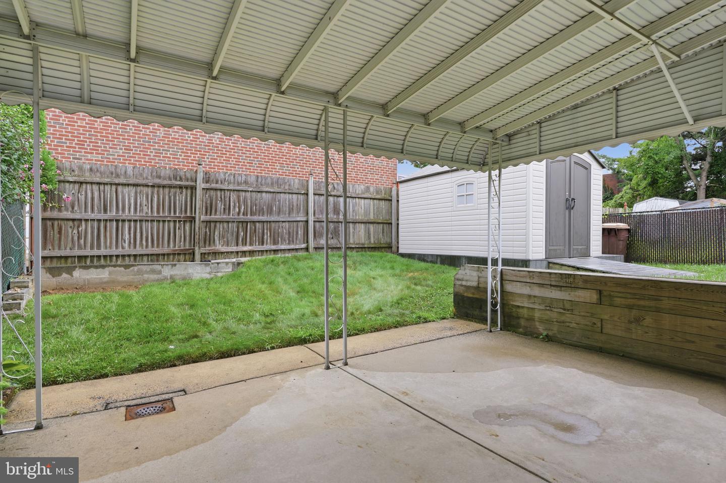 10925 Lockart Rd Property Photo 29