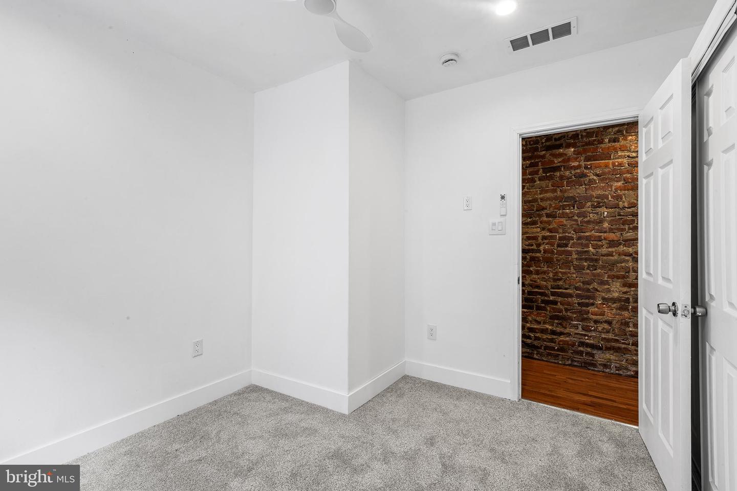 765 S 4th St #b Property Photo 17