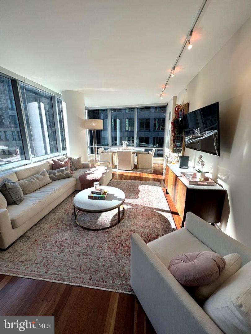 1414 S PENN SQ #17H Property Photo 1