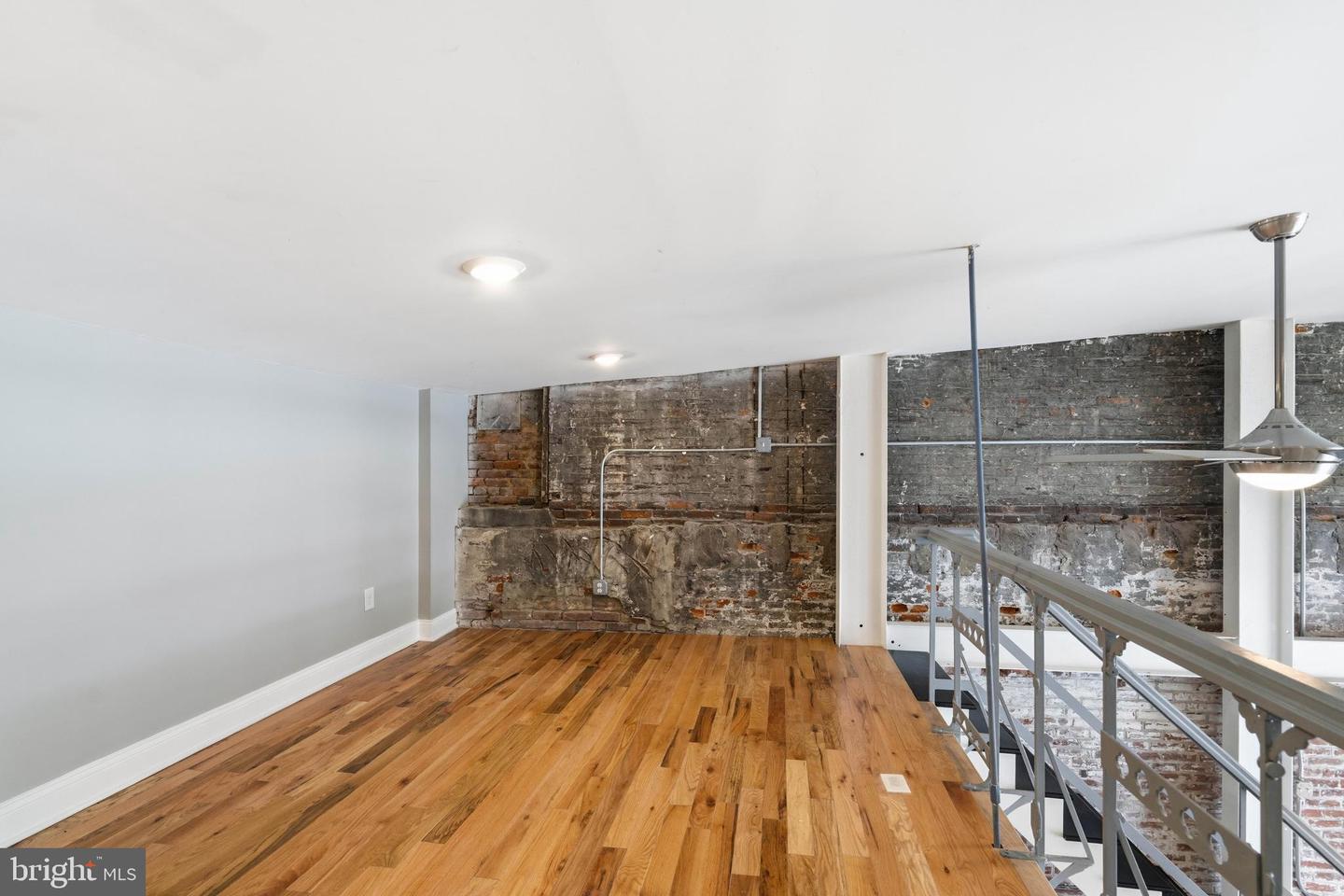 310-13 N Water St Property Photo 21