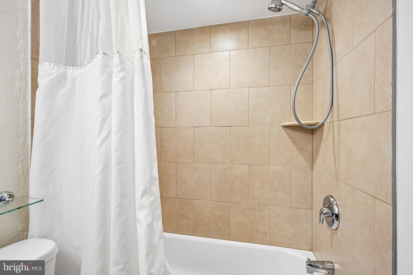 1201 Fitzwater St #305 Property Photo 19