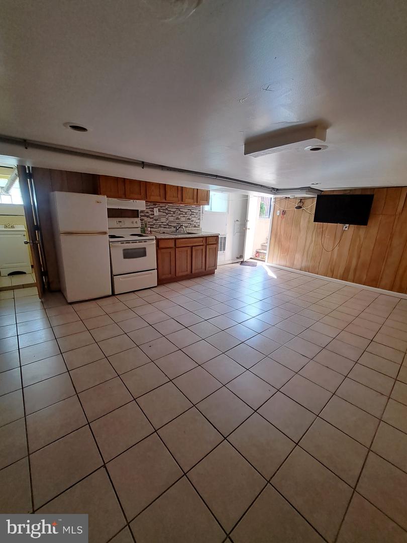 5244 Rising Sun Ave Property Photo 14