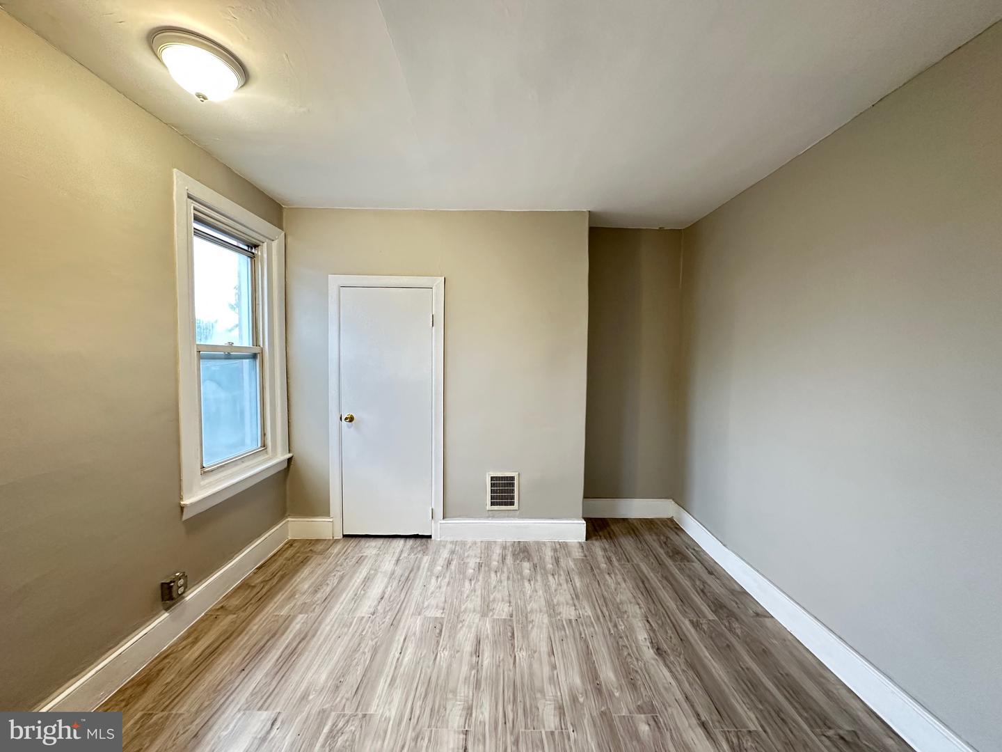 6135 Hegerman St Property Photo 25